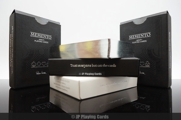 Memento-Gilded-Edge-PlayingCards.jpg