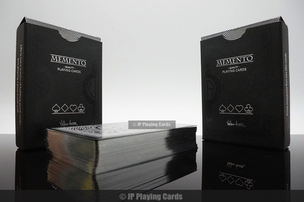 Memento-Gilded-Edge-PlayingCards4.jpg