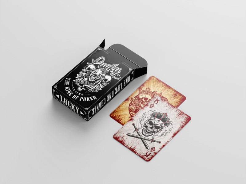 Free_Playing_Cards_Mockup_2-03.jpg